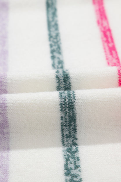 Pull blanc à rayures colorées et bordures côtelées