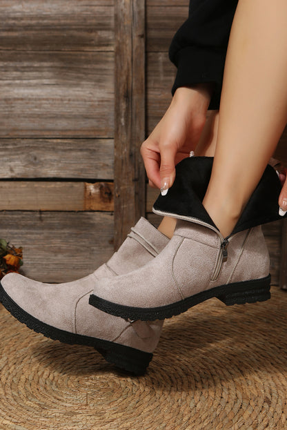 Botines con tiras y hebilla con cremallera de gamuza sintética marrón 