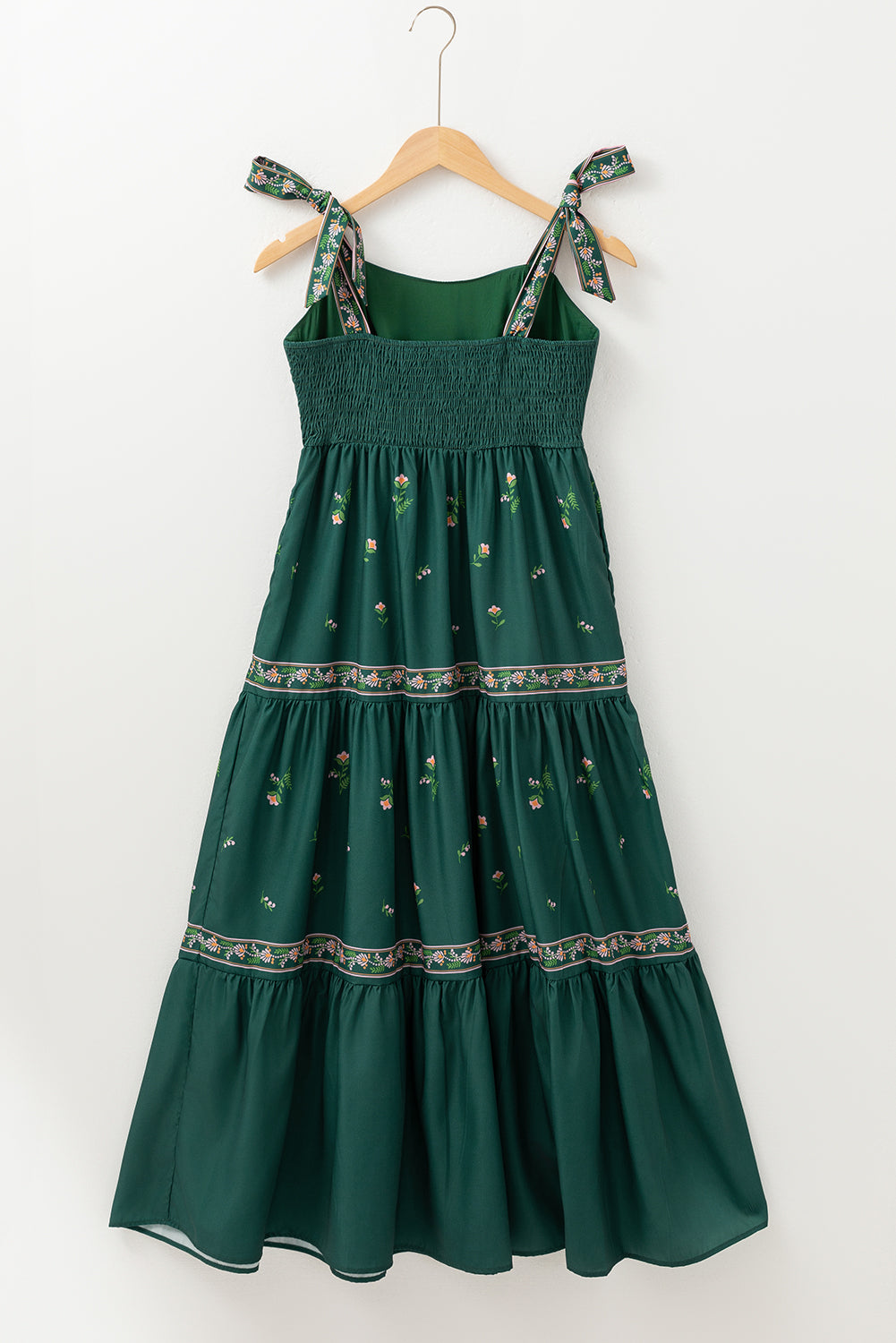 Robe longue à volants et bretelles nouées à fleurs vert noirâtre
