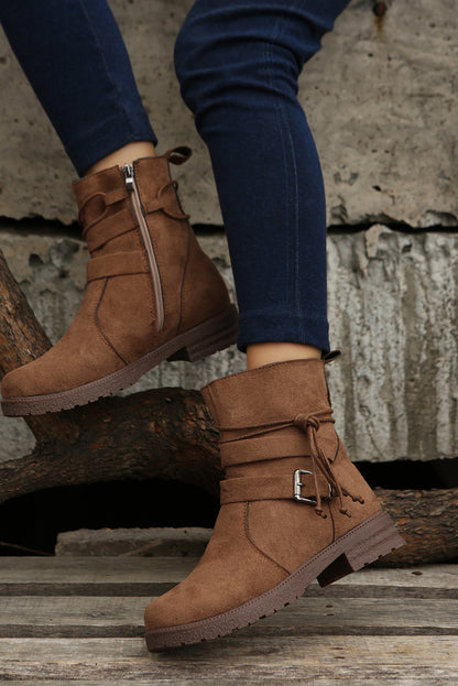 Botines con tiras y hebilla con cremallera de gamuza sintética marrón 