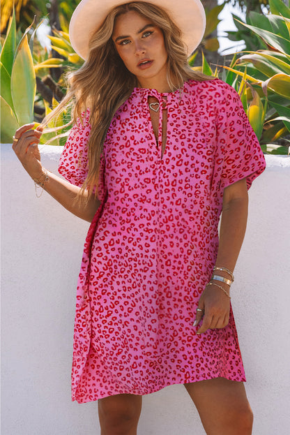 Robe droite à manches mi-longues et imprimé animal