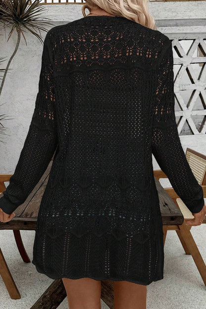 Cardigan noir ouvert sur le devant en crochet