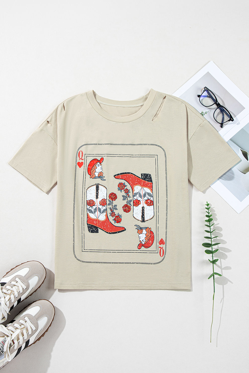 Parchment Cowgirl Queen Graphic Tee