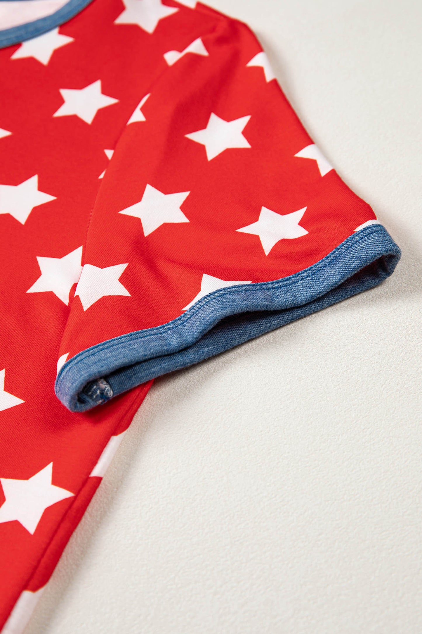 Red Stars Print Colorblock Binding Tape Collar Cuff Viscose Tunic Top