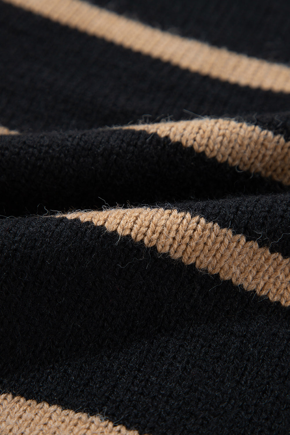 Cardigan ample à rayures noires, col en V, boutonné, épaules tombantes