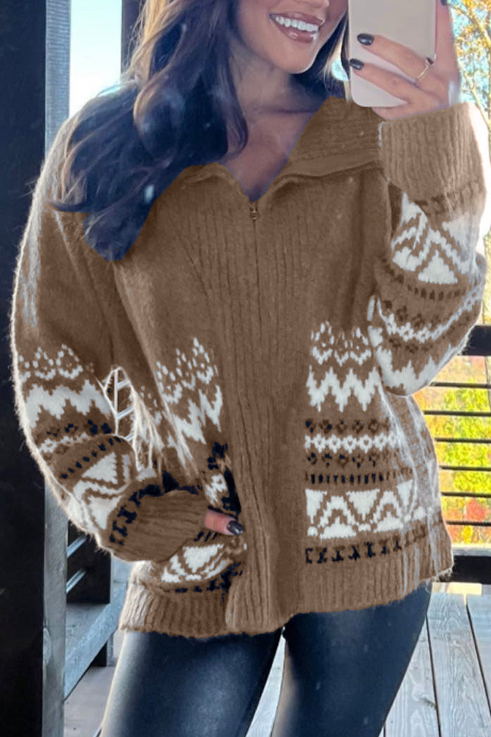 Cardigan zippé à col et bordure côtelée imprimé western marron