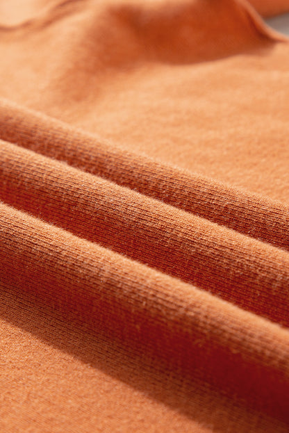 Pull slim à col montant et bords contrastés de couleur jaune paille