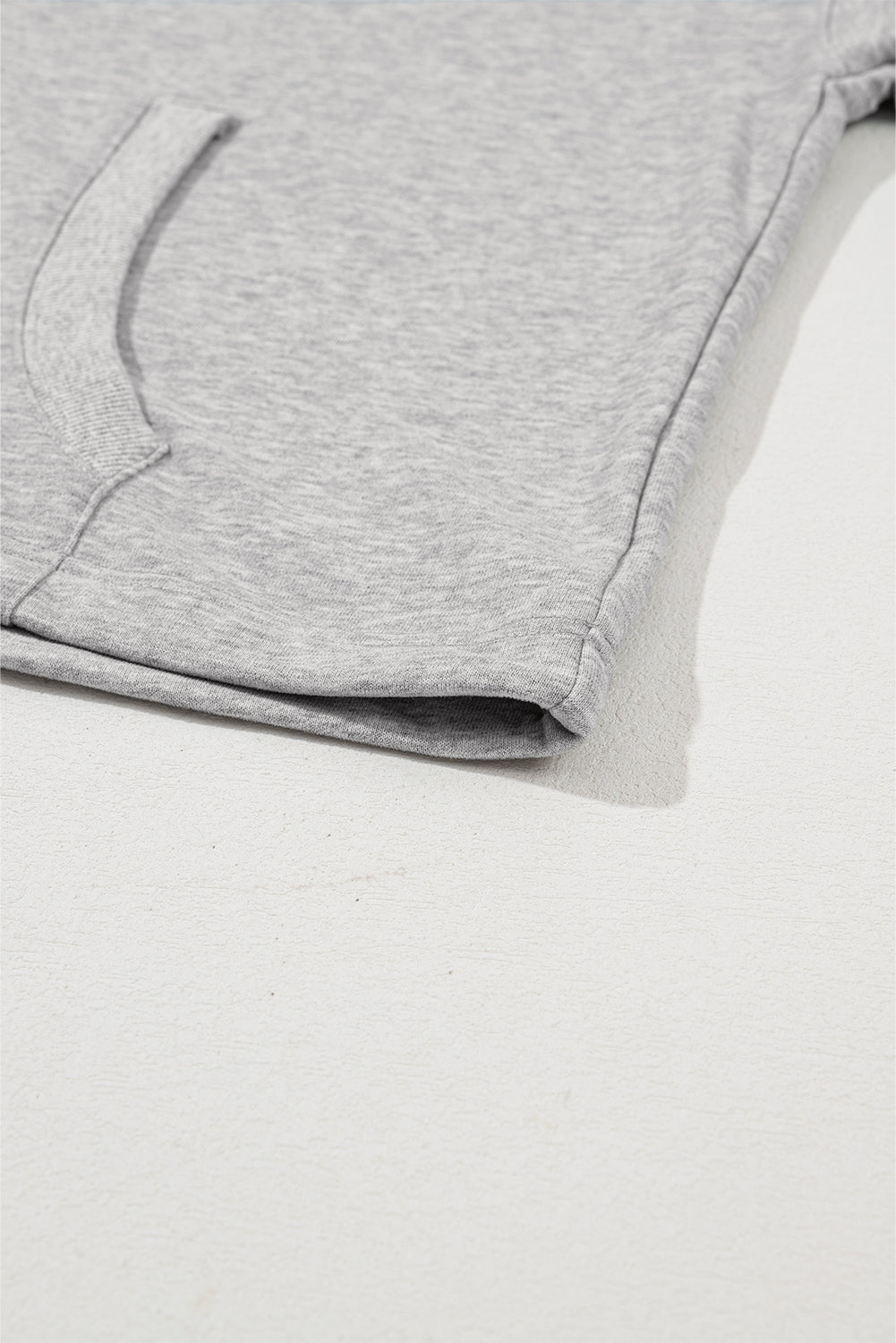 Sweat à capuche surdimensionné gris clair uni avec poche kangourou et demi-fermeture éclair