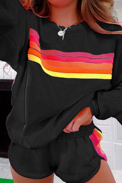 Ensemble deux pièces décontracté avec pull et short à rayures noires