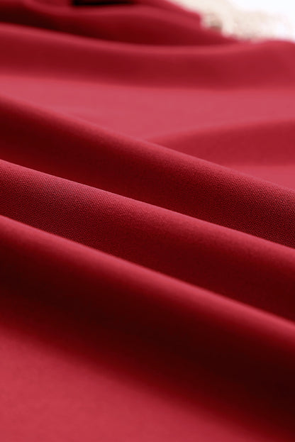 Chemisier à manches courtes et col en V avec bordure en dentelle