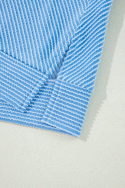 Ensemble t-shirt à manches courtes et pantalon large en tricot côtelé bleu uni