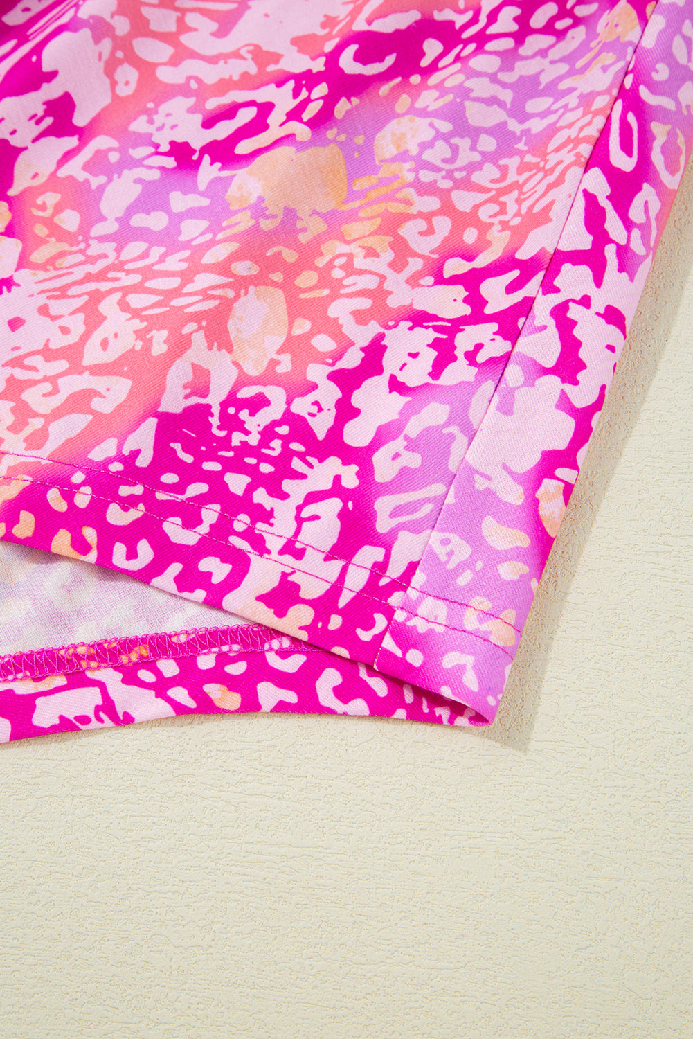 Tunique classique à ourlet mouchoir et imprimé léopard Rose