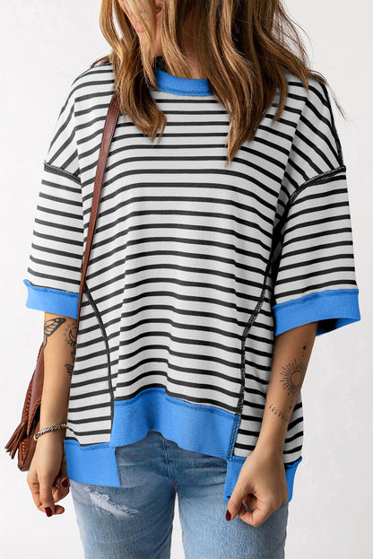 T-shirt oversize à rayures noires et coutures apparentes