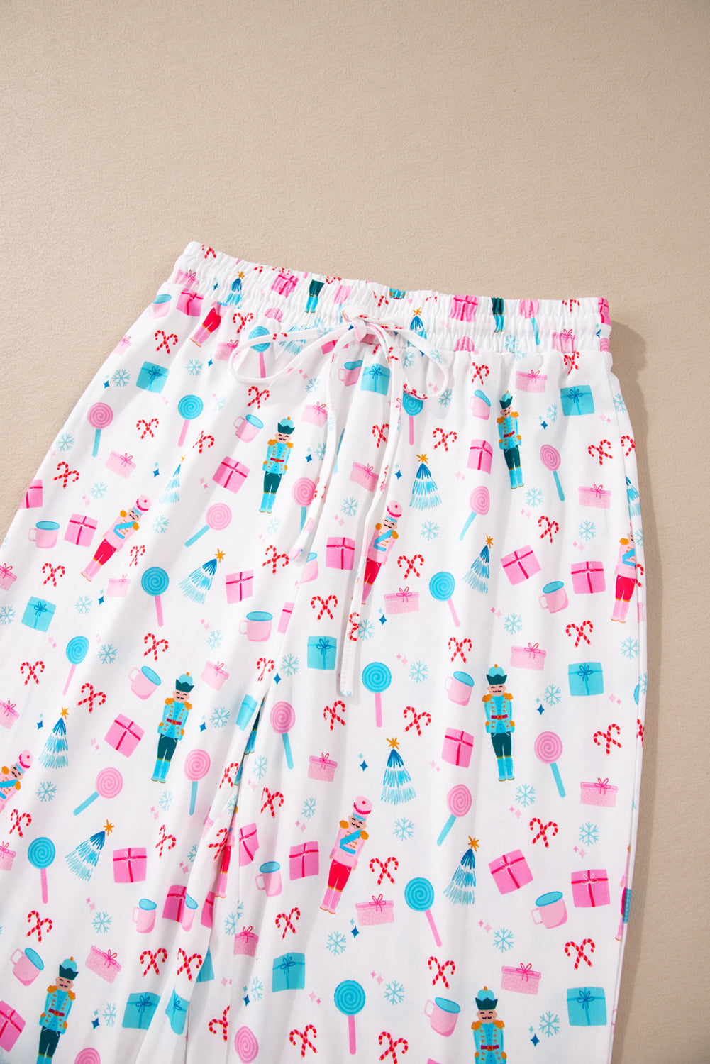 Ensemble haut à manches longues et pantalon large à motif de Noël blanc