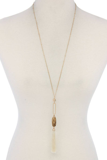 Cut Out Long Oval Bead Tassel Pendant Necklace – alternate view