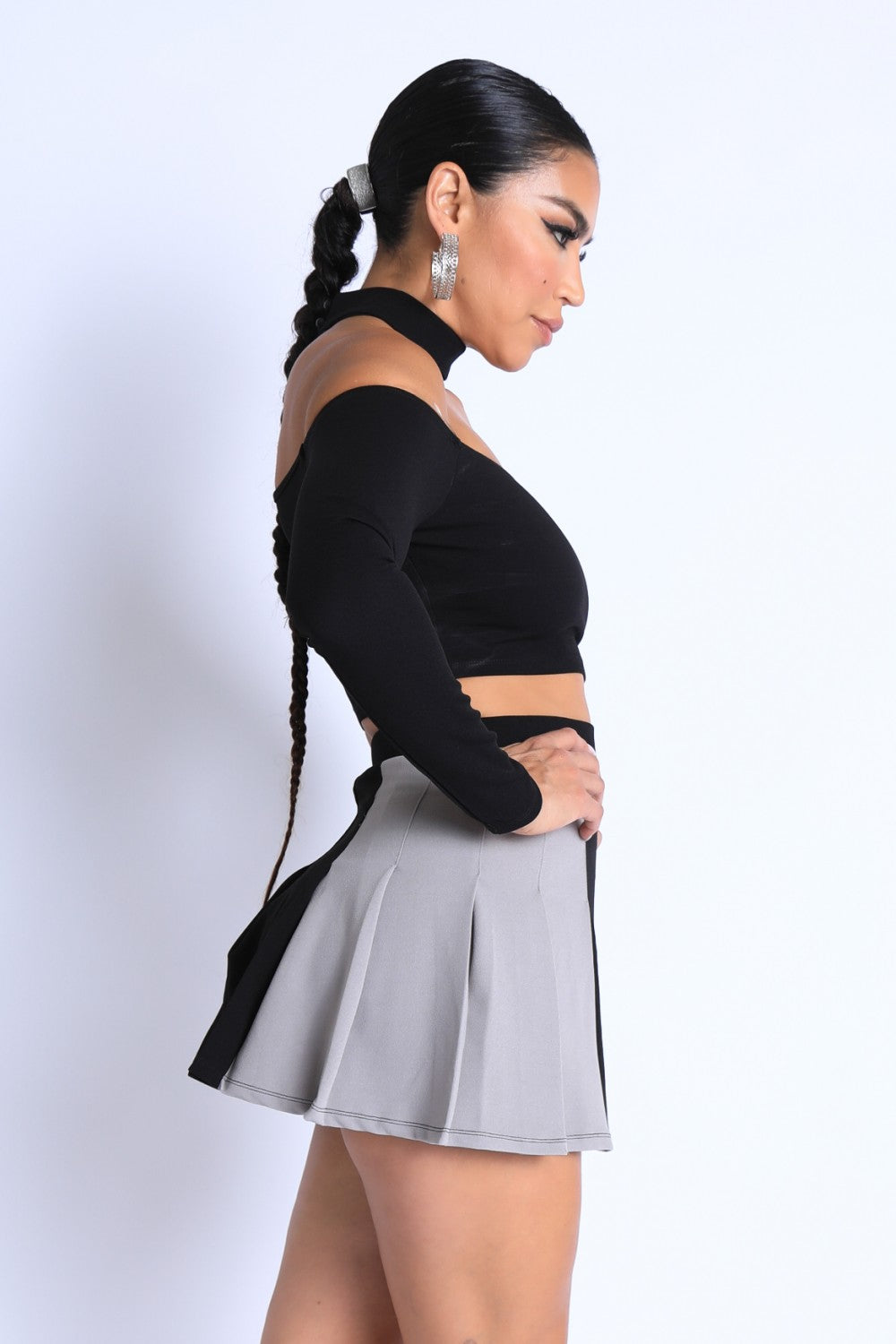Choker Off-Shoulder Top Set – alternate view