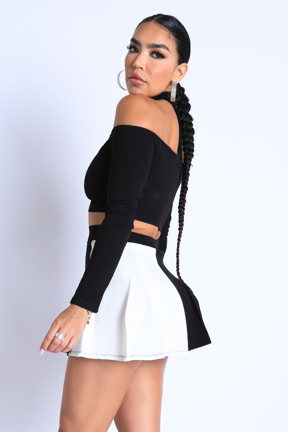 Choker Off-Shoulder Top Set – alternate view