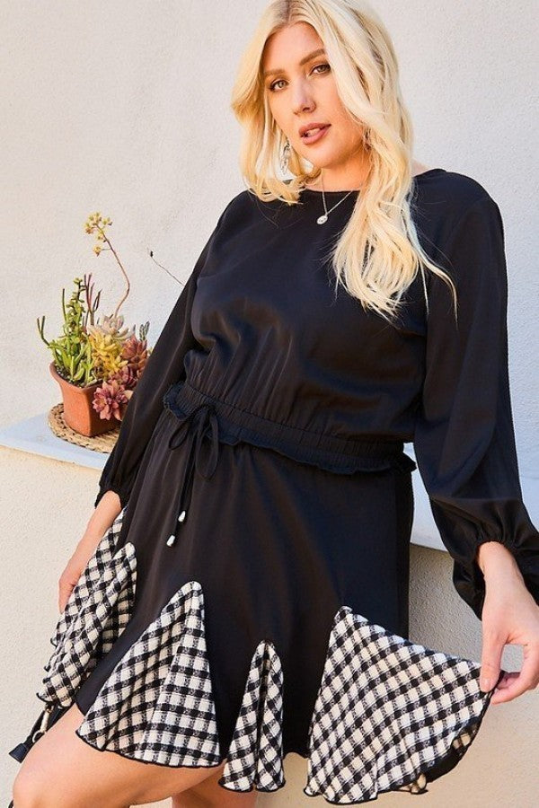 Round Neck 3/4 Bubble Sleeve Gingham Ruffle Romper – alternate view