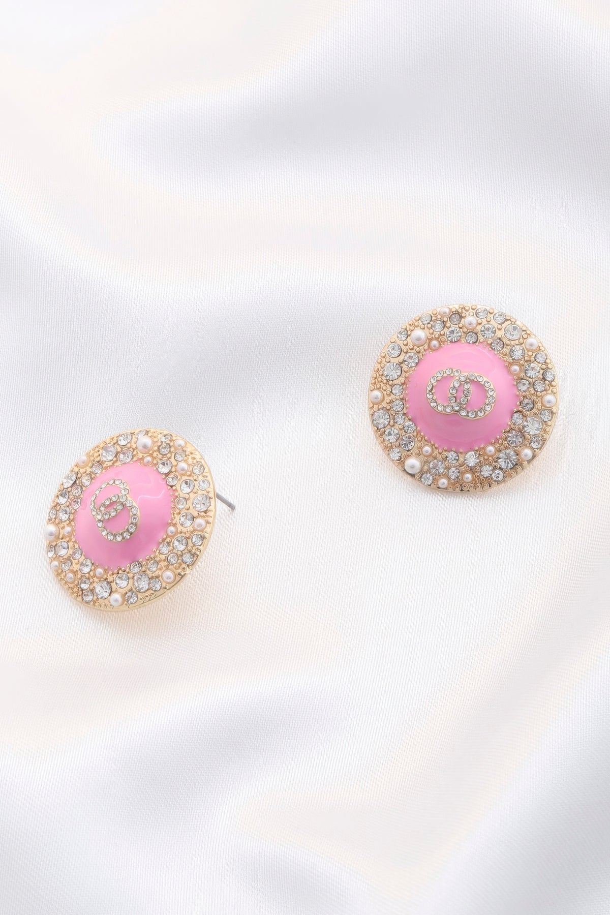 Double Circle Round Metal Earring – alternate view