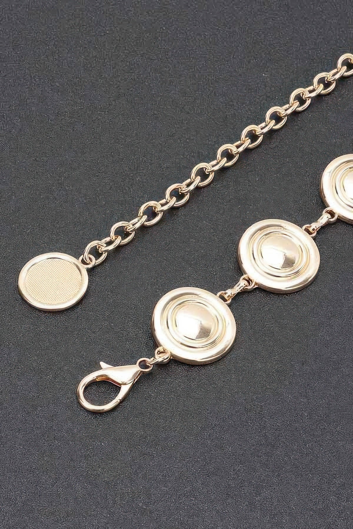 Round Metal Chain Belt – alternate view