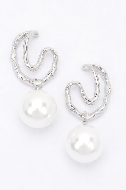Faux Pearl Metal Earring – alternate view