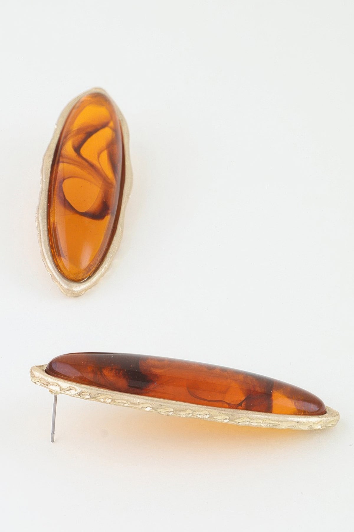 Minimal Ripple Oval Stone Earrings