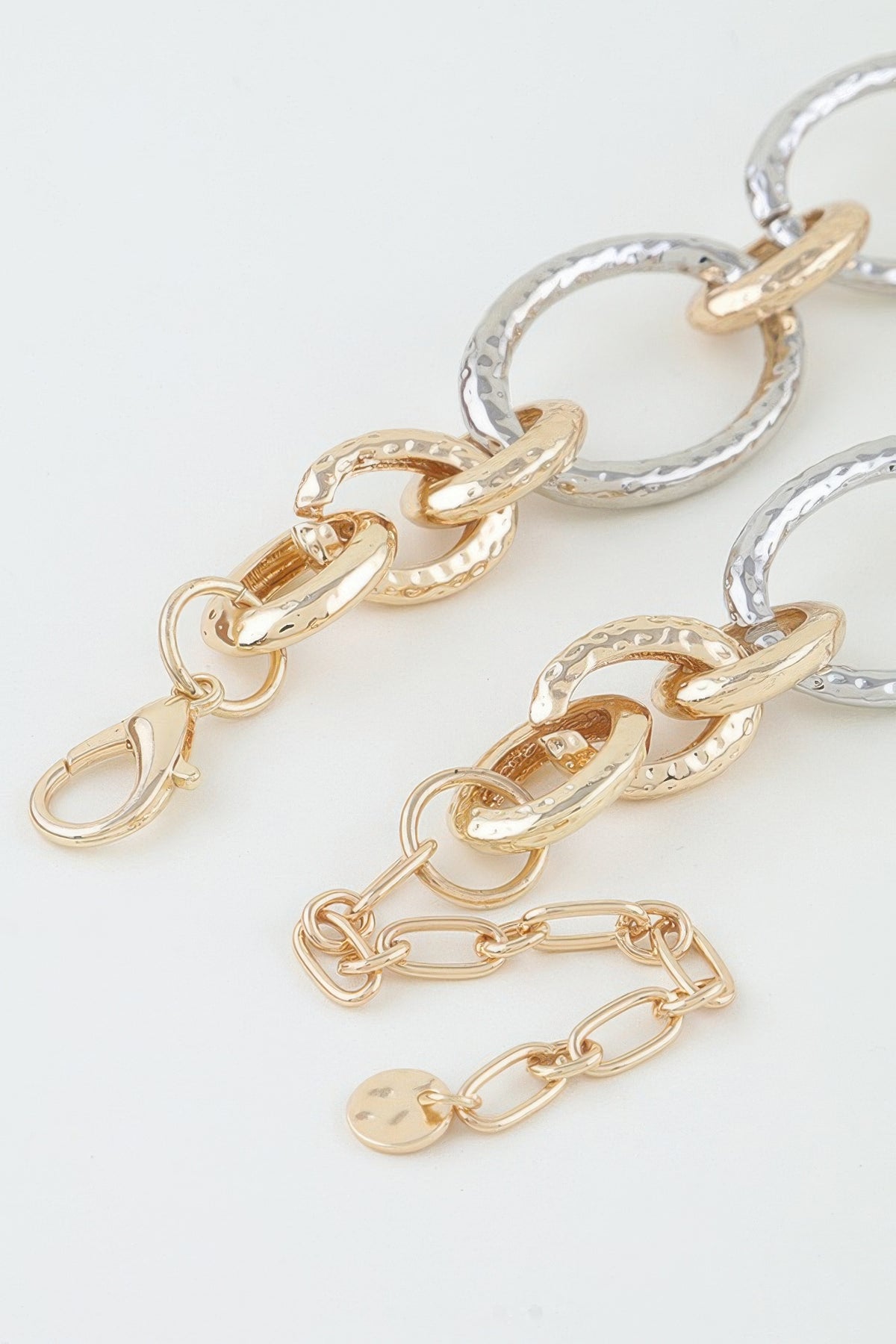 Indented Hoop Chain Statement Necklace