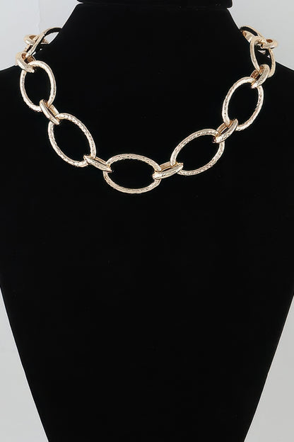 Indented Hoop Chain Statement Necklace