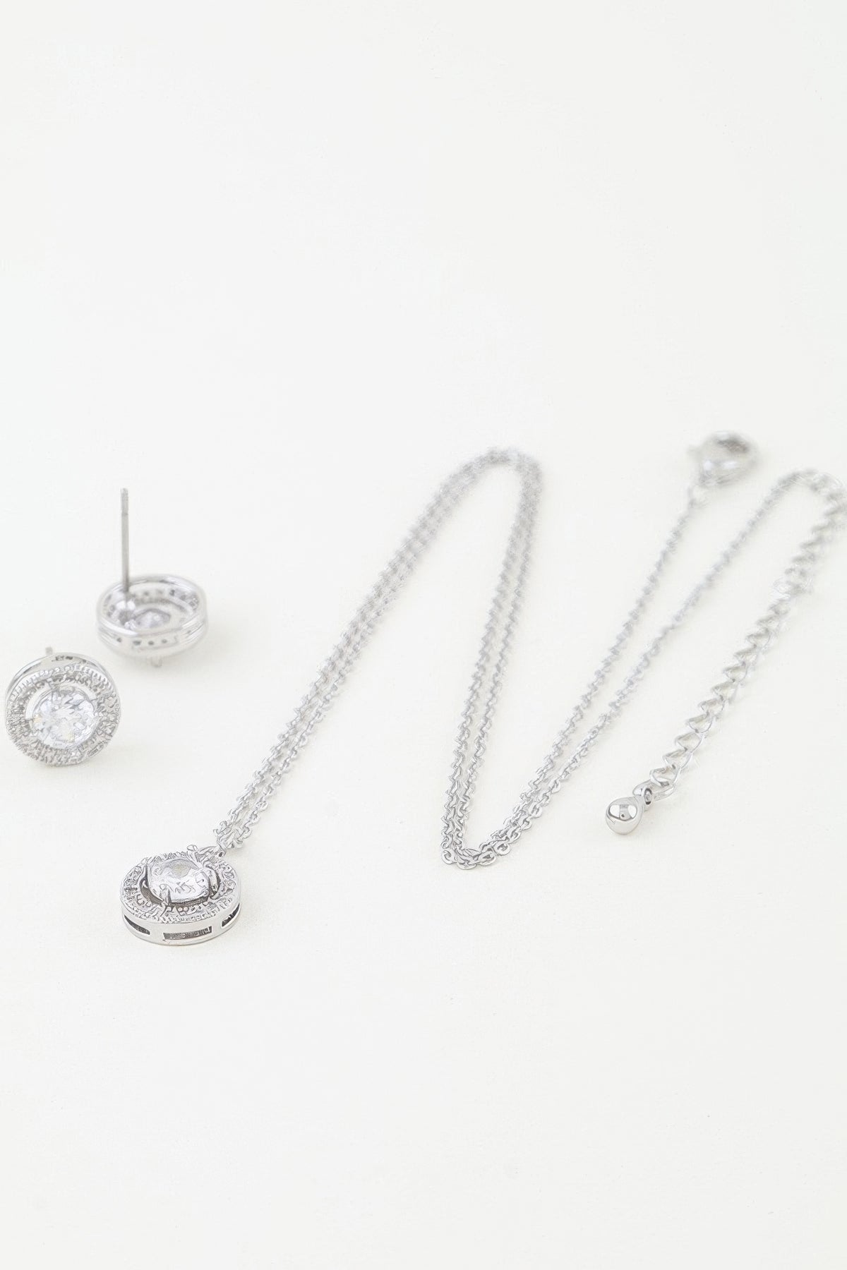 Bejeweled Rhinestone Pendant Necklace Set
