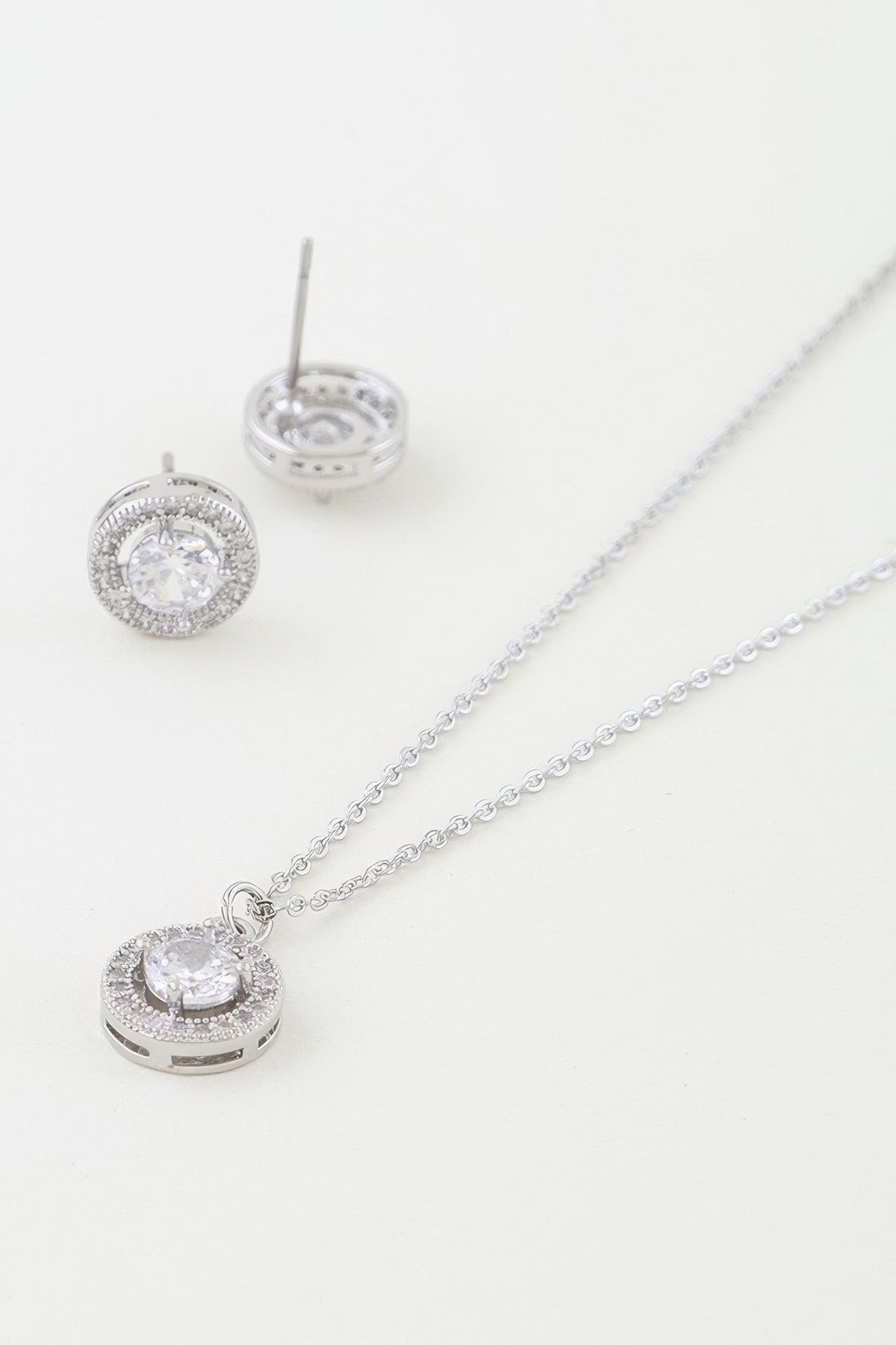 Bejeweled Rhinestone Pendant Necklace Set