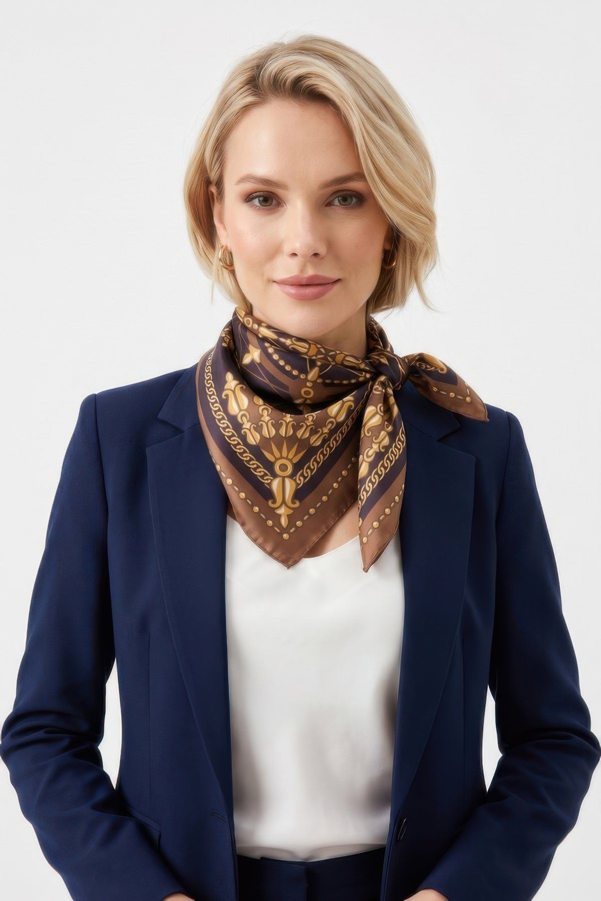 Classic Gold Chain Compass Print Bandana