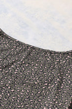 Body de leopardo de manga larga con cuello redondo y tiras ahuecadas verde oliva