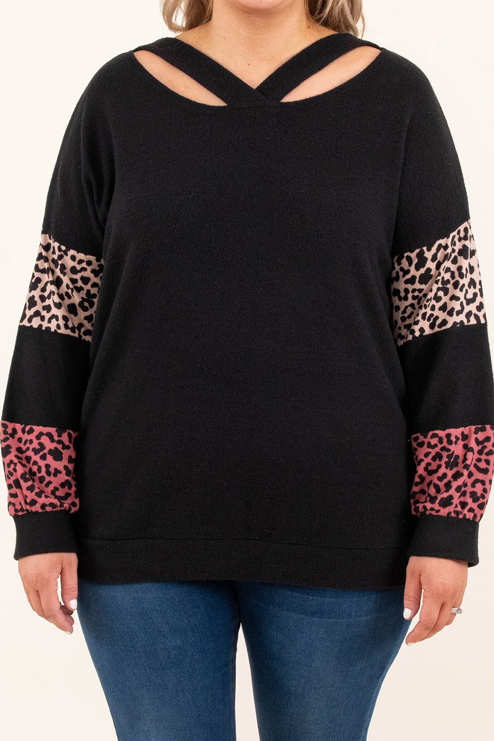 Top con cuello de tiras y patchwork de leopardo de talla grande