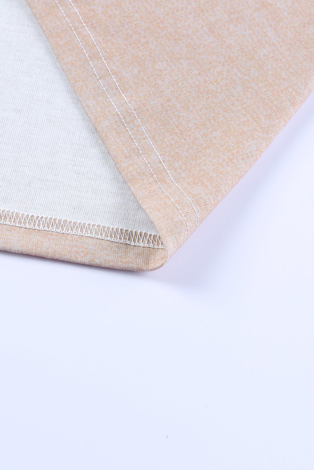 Top con cuello en V y bloques de color de leopardo