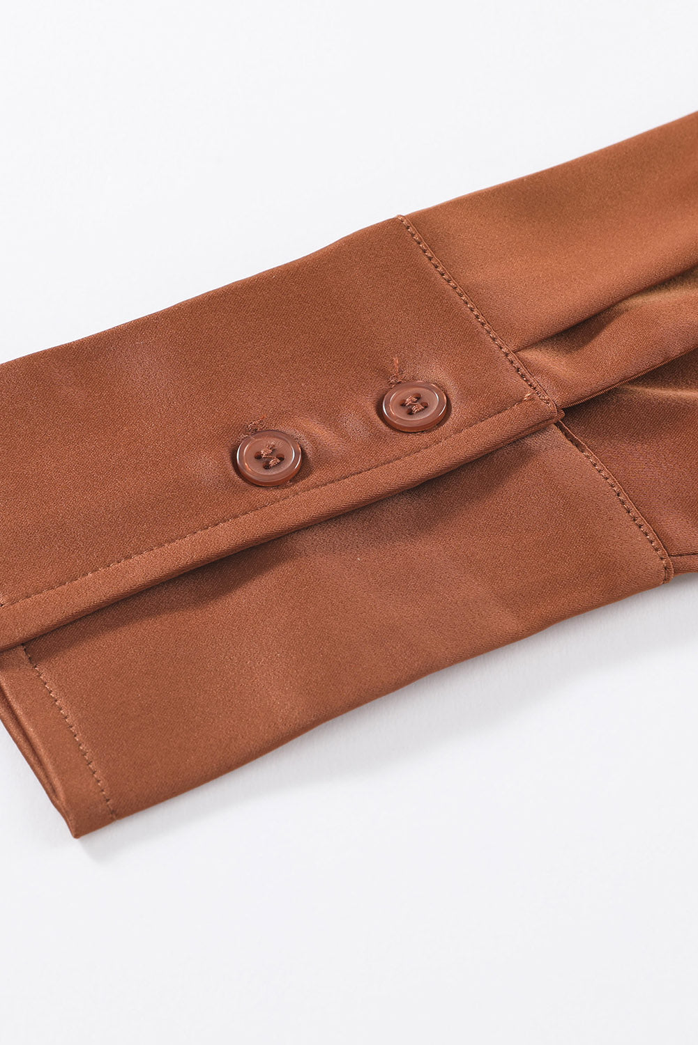 Blusa elegante de manga larga con cuello vuelto negro