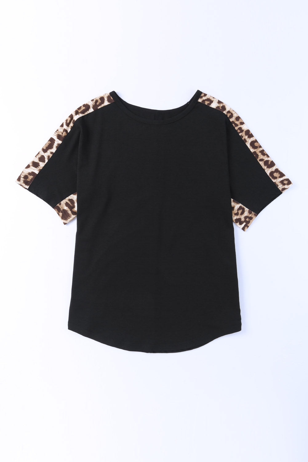 Camiseta de manga corta con cuello redondo y empalme de leopardo 
