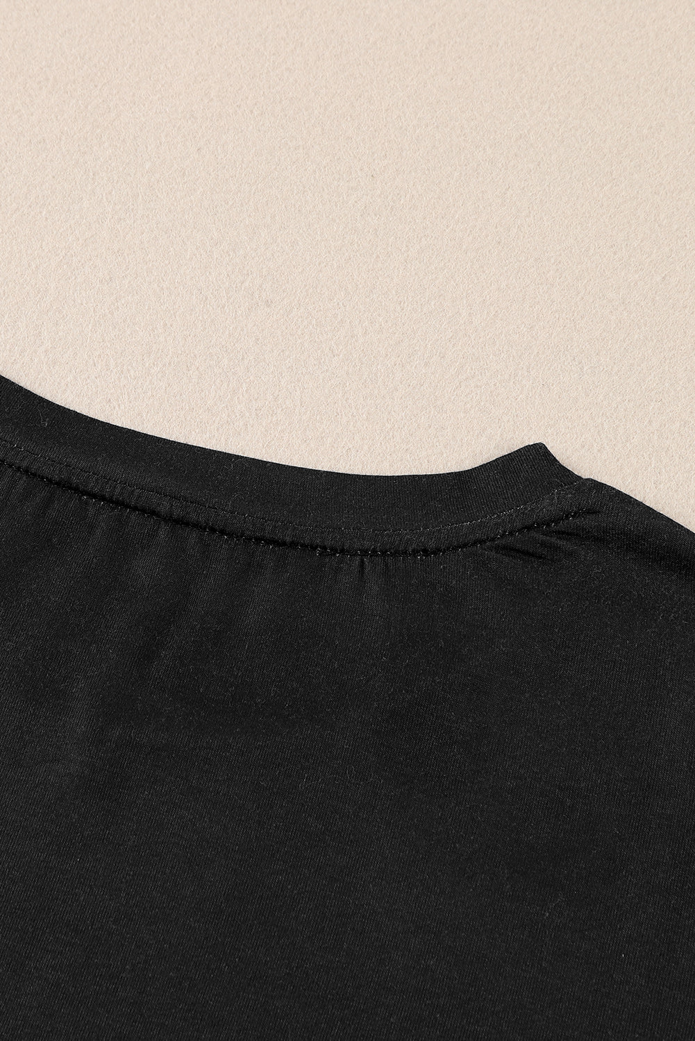 Robe t-shirt décontractée à pois contrastés et poches 