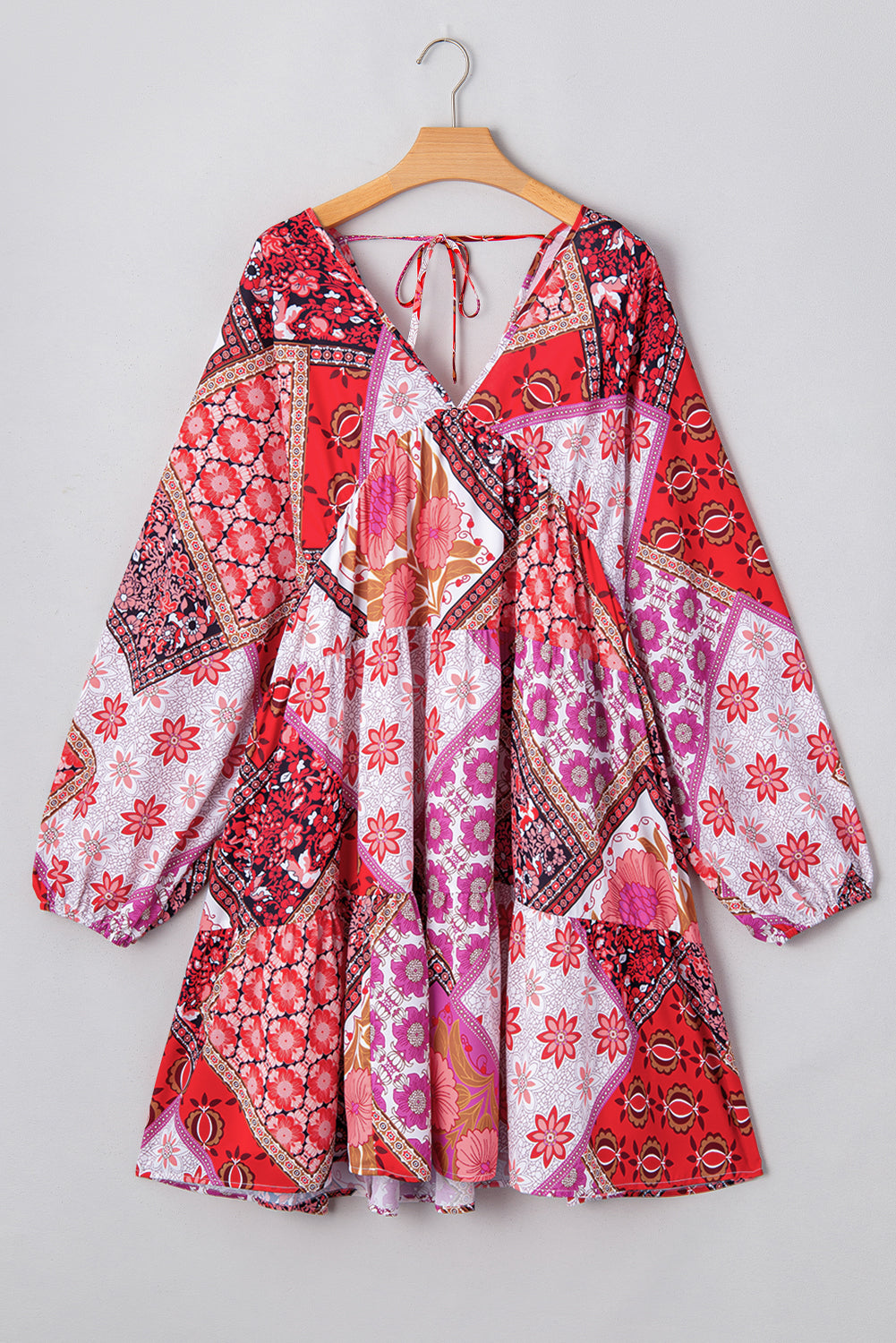 Robe grande taille à manches longues, col en V, lacets, imprimé floral, rose et bleu