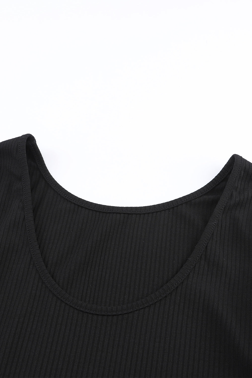 Ensemble haut court côtelé et pantalon long de couleur unie 