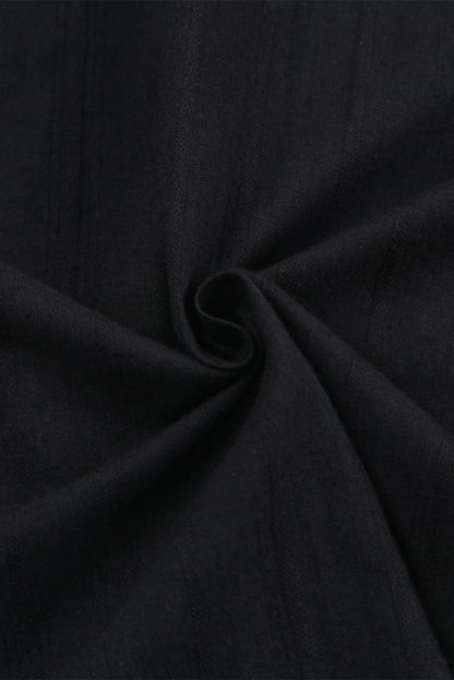 Camisa con botones texturizados y bolsillos