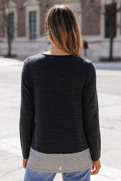 Top con dobladillo con volante y bolsillo de parche de lentejuelas