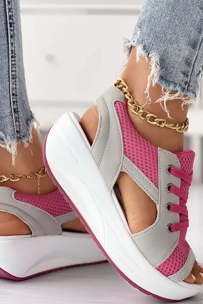 Sandales compensées à lacets et bout ouvert en maille