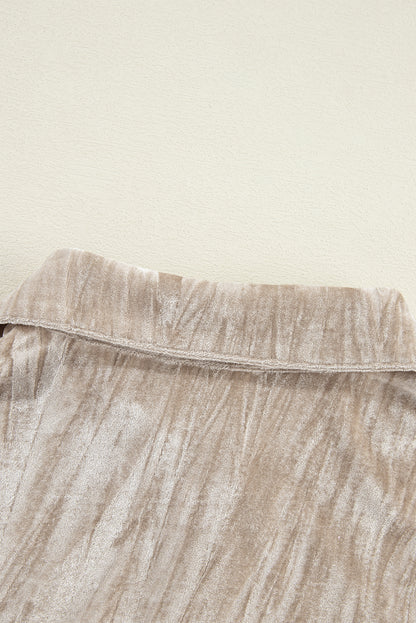 Chemise ample en velours boutonnée avec poches poitrine et coupe ample en polaire dorée