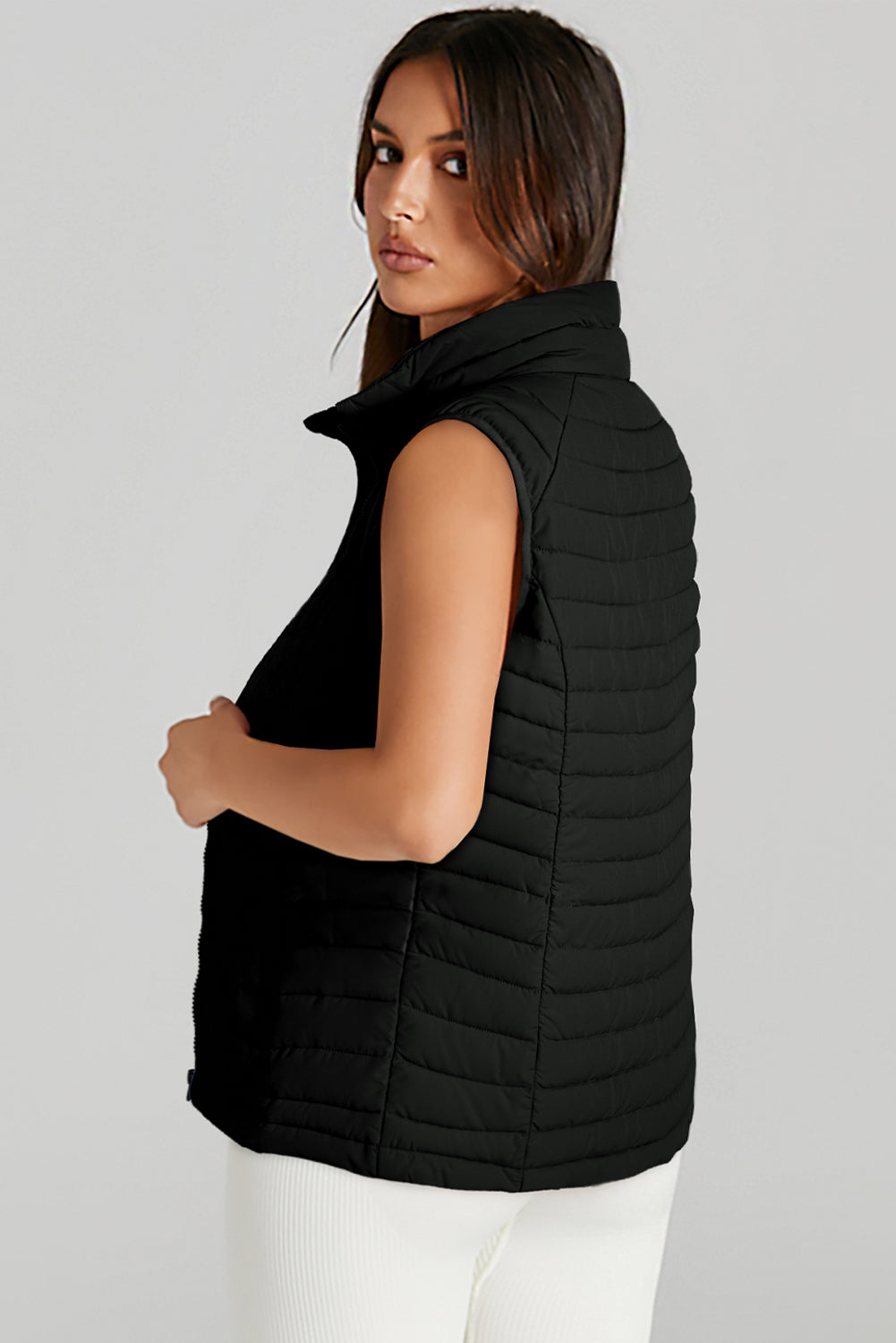 Gilet matelassé zippé à col en peluche noir