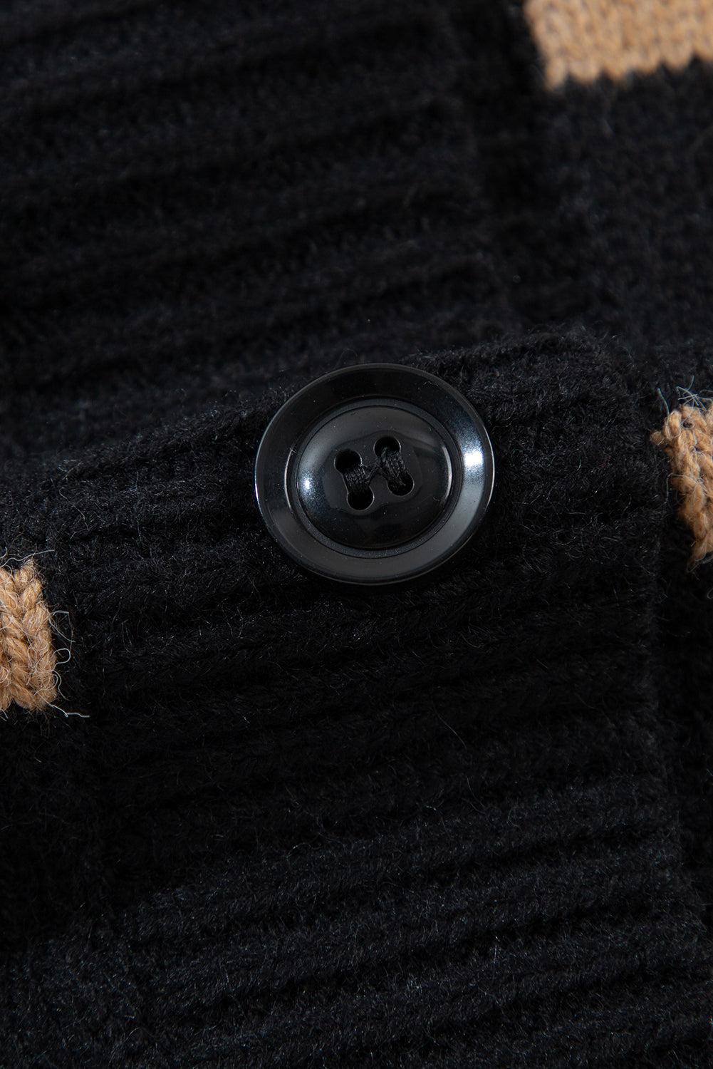 Cardigan ample à rayures noires, col en V, boutonné, épaules tombantes