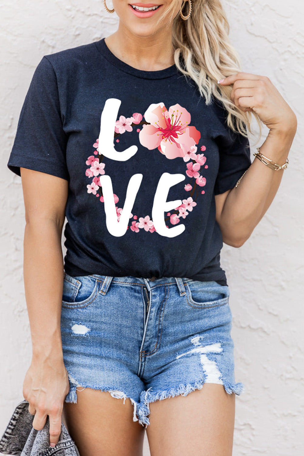 T-shirt graphique à manches courtes avec motif floral et drapeau américain