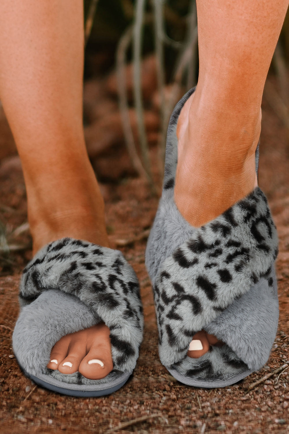 Brown Leopard Crossed Straps Furry Slippers