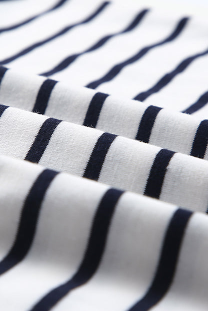 Haut à manches longues boutonné à volants et imprimé rayé