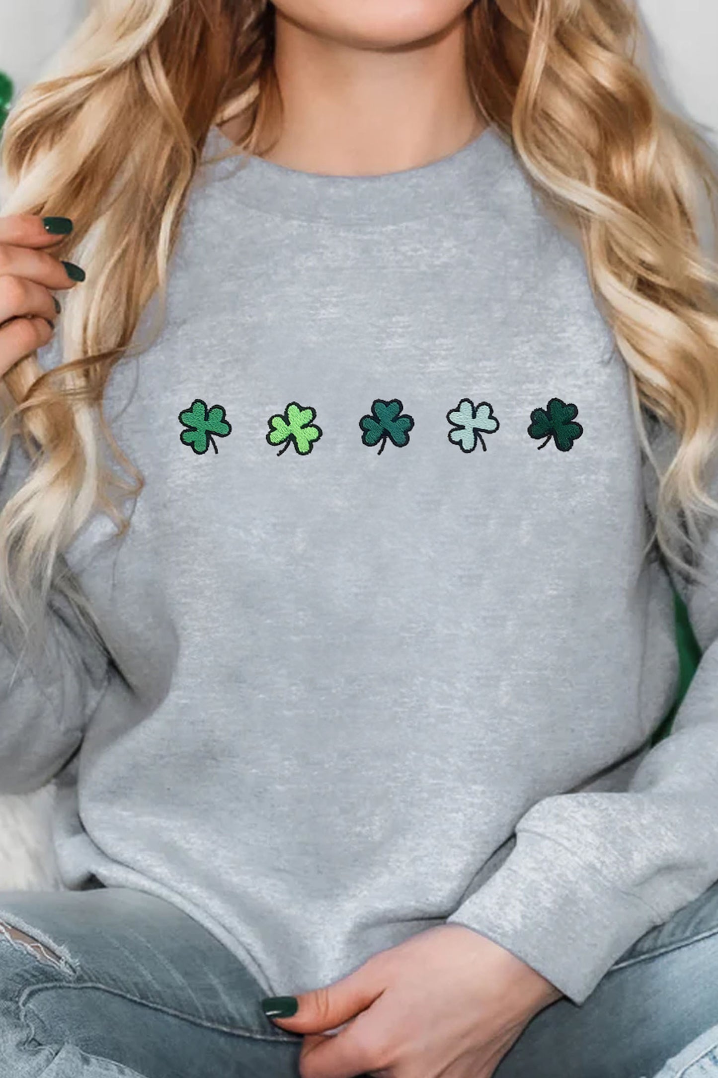 Gray Tiny Clover Embroidered Drop Shoulder Casual Sweatshirt