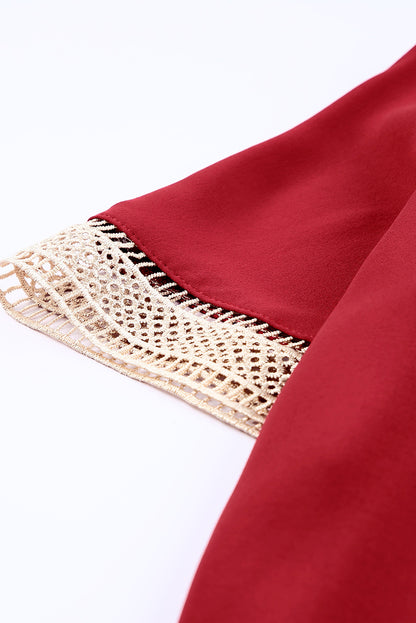 Chemisier à manches courtes et col en V avec bordure en dentelle